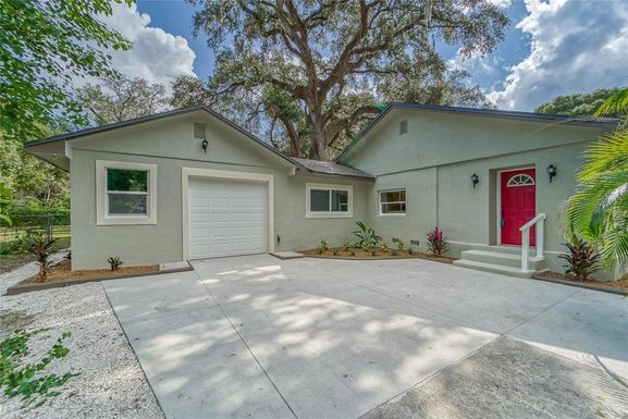 127 LITHIA PINECREST ROAD