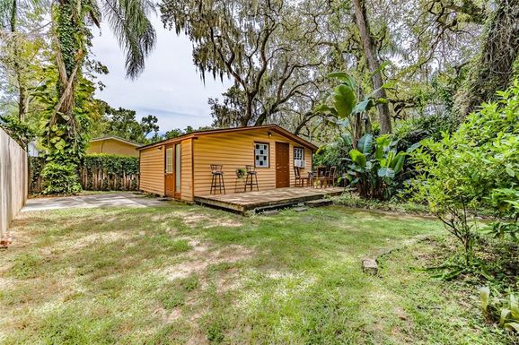 8701 N HAMNER AVENUE