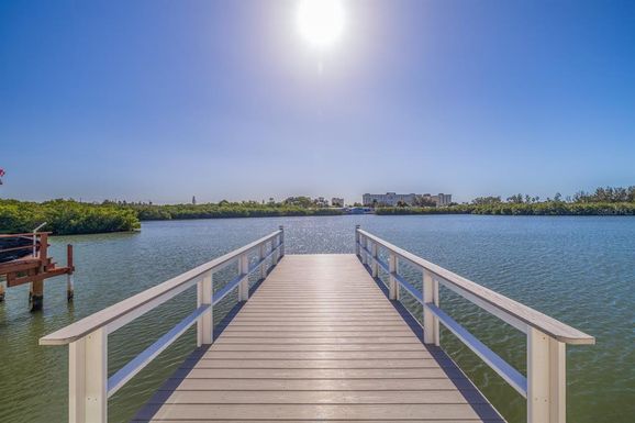 318 BOCA CIEGA POINT BOULEVARD S UNIT 803