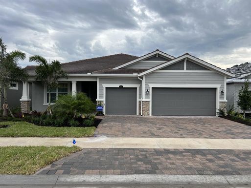 5773 LONG SHORE LOOP