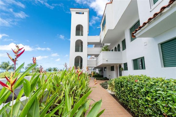 1404 MIRADOR AVENUE UNIT 1404