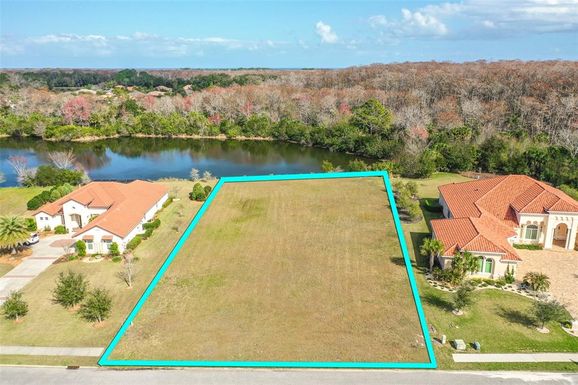 40 SCARLET OAK CIRCLE