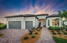 8534 COASTAL PALMS GLEN