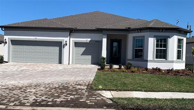 8530 COASTAL PALMS GLEN