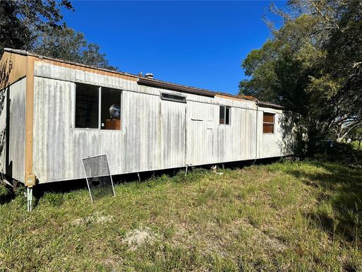 1457 NE FORREST AVENUE