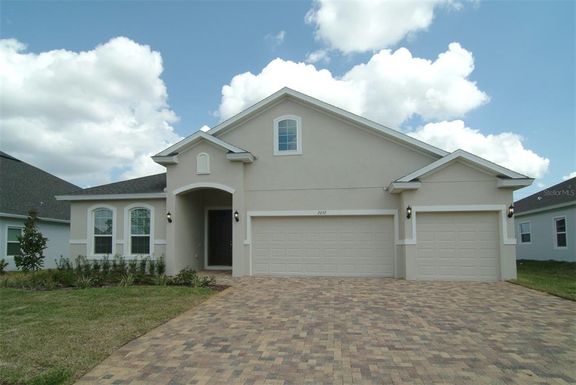 85 GOLDEN FERN DRIVE