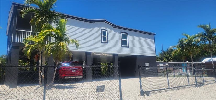 28129 DOROTHY AVENUE