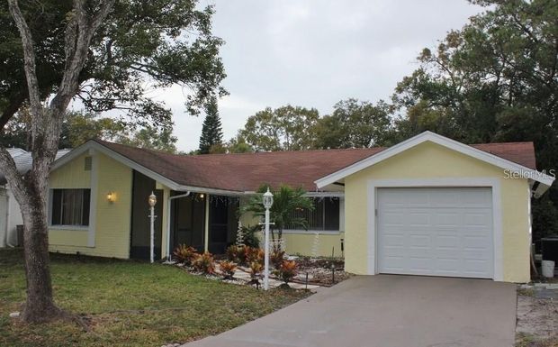 8505 WAGON WHEEL LANE