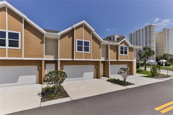 102 OCEANS CIRC CIRCLE, DAYTONA BEACH SHORES FL 32118