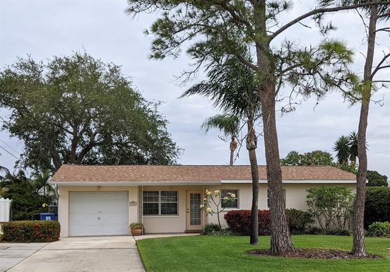 9505 SUN ISLE DRIVE NE