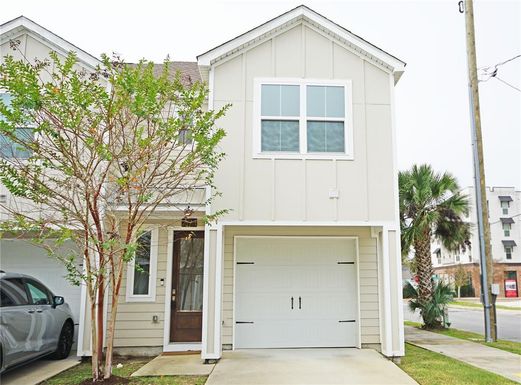 291 JUNCTION AVE, PENSACOLA FL 32502
