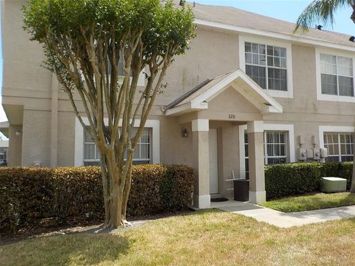 320 KENSINGTON LAKE CIRCLE, BRANDON FL 33511