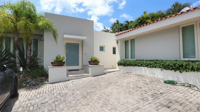 190 DORADO BEACH EAST