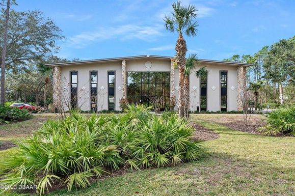 3 SUNSHINE BOULEVARD