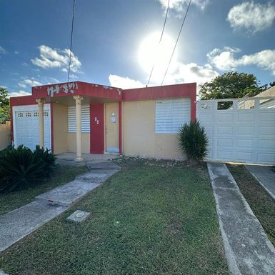 4F SANTA TERESITA STREET