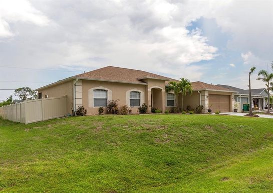 22277 BLANCHARD AVENUE, PORT CHARLOTTE FL 33952