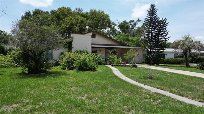2221 20TH STREET NW, WINTER HAVEN FL 33881