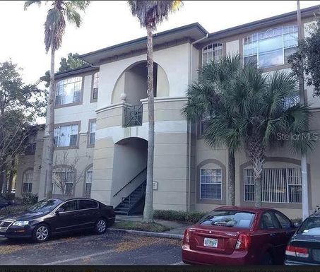 17102 CARRINGTON PARK DRIVE UNIT 321