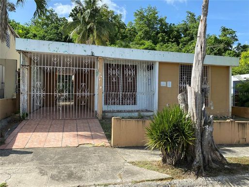 BE 32 (3772) GUANINA URB LAS DELICIAS