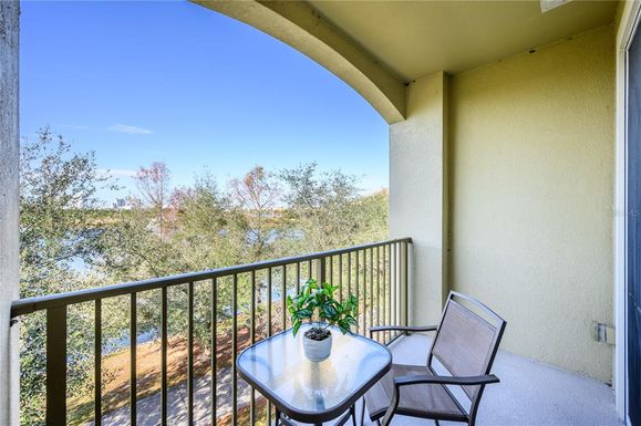 4102 BREAKVIEW DRIVE UNIT 30303