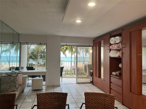 4633 AVENIDA ISLA VERDE UNIT 105