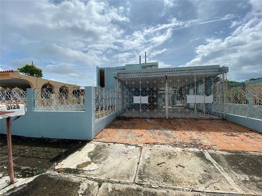 3128 CALLE COFRESI URB PUNTO ORO UNIT 3128