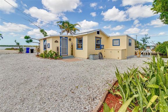 2662 COCO PLUM DRIVE