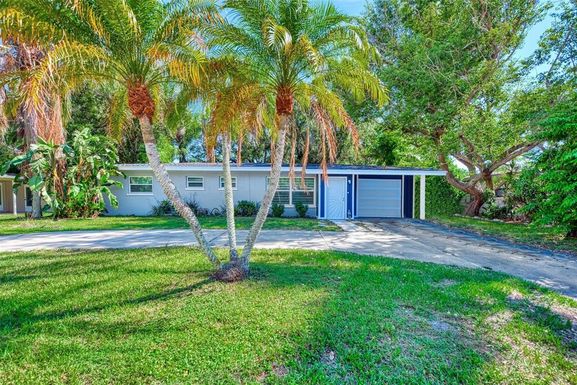 2674 NOVUS PLACE, SARASOTA FL 34237