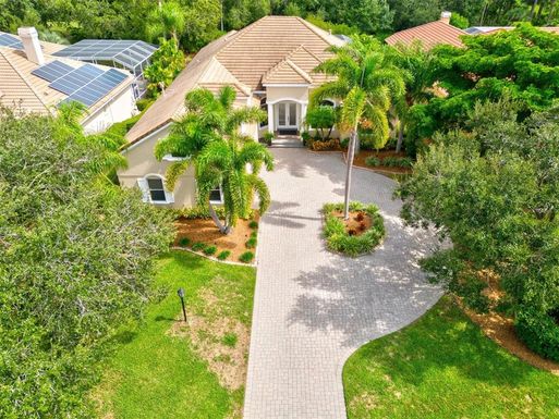 8315 GROSVENOR COURT