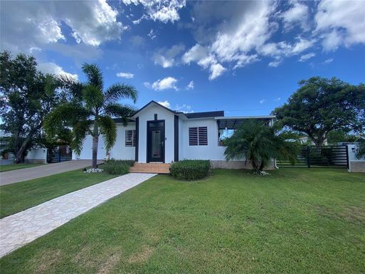 SR-301 KM 2.6 int SECTOR EL VIANDON LOT # 6