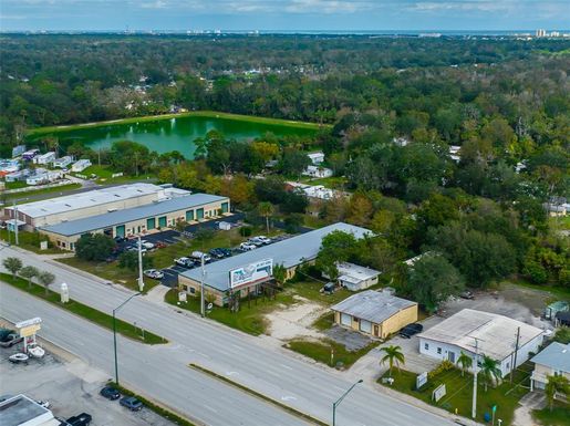 1035,1037,1041 S Nova ROAD