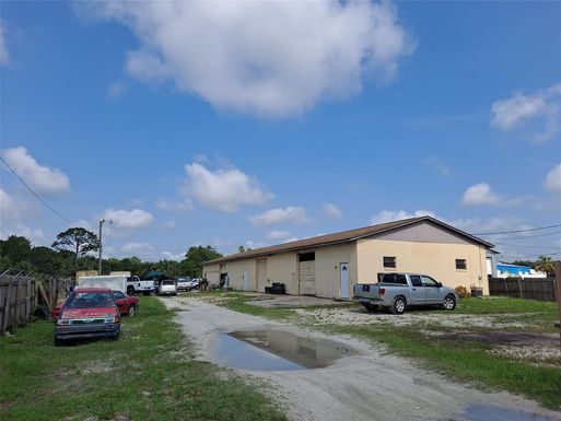 1518 Industrial DRIVE UNIT 2