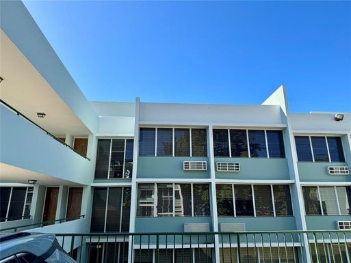 2 AVE ALGARROBO UNIT A-906