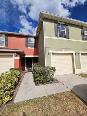 752 CRESTING OAK CIRCLE UNIT 64