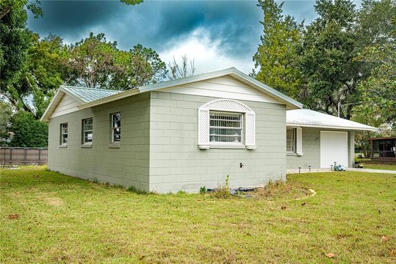 704 HICKORY AVENUE, FRUITLAND PARK FL 34731