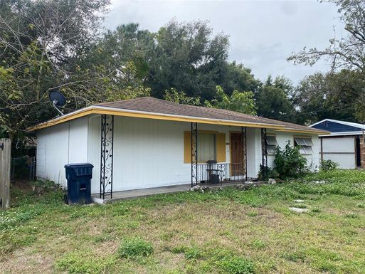 307 E HYDRANGIA STREET