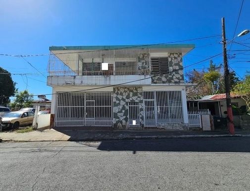 40 CALLE RAMON EMETERIO BETANCES UNIT 1