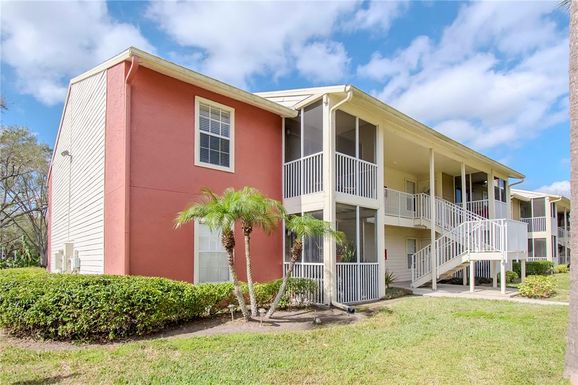 703 PARSONS LAKE PATH UNIT 208