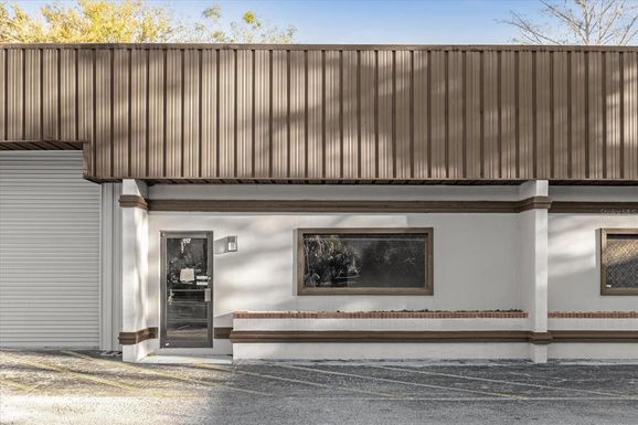 2005 TREE FORK LANE UNIT 117