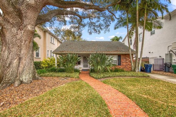 611 BOSPHOROUS AVENUE