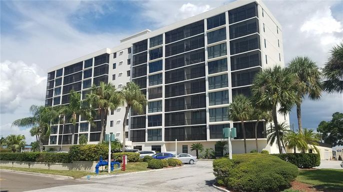 7100 SUNSHINE SKYWAY LANE S UNIT 301