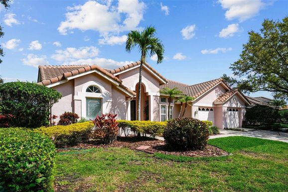 4737 ROYAL PALM CIRCLE NE