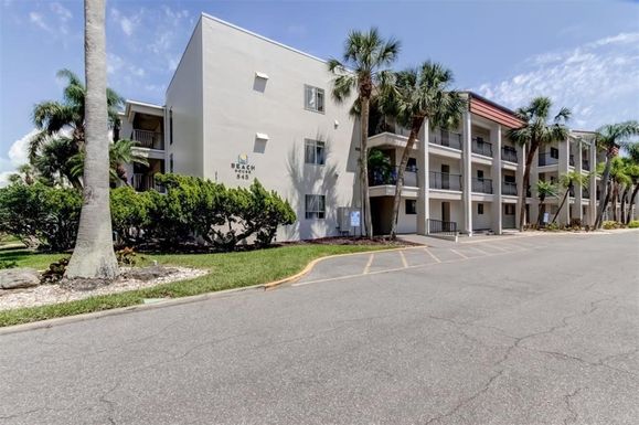 845 S GULFVIEW BOULEVARD UNIT 107