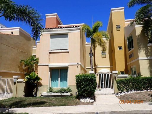 90 CANDELERO DR UNIT 36