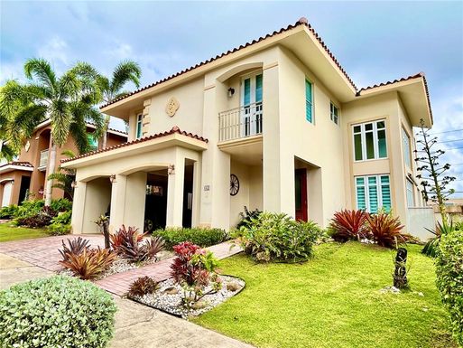 1 GRAND PALM, PALM BLVD