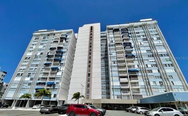 37 ISLA VERDE AV. UNIT 1715