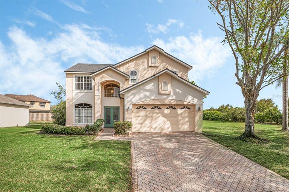 8438 DIAMOND COVE CIRCLE