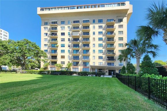 2109 BAYSHORE BOULEVARD UNIT 803