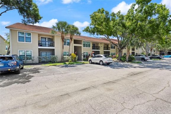 4020 CROCKERS LAKE BOULEVARD UNIT 527