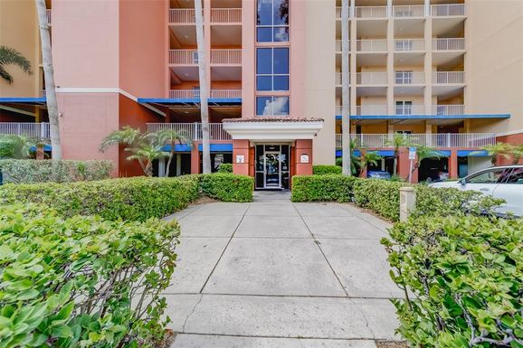 16700 GULF BOULEVARD UNIT 325